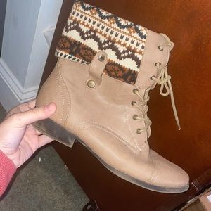 🌸💥Tan Combat Boots